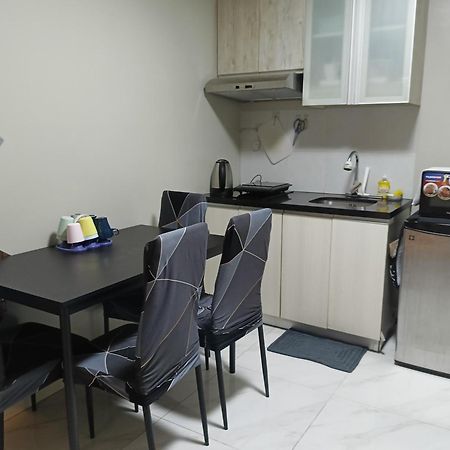 Monarch Parksuites - Balmoral Place Paranaque City Eksteriør billede