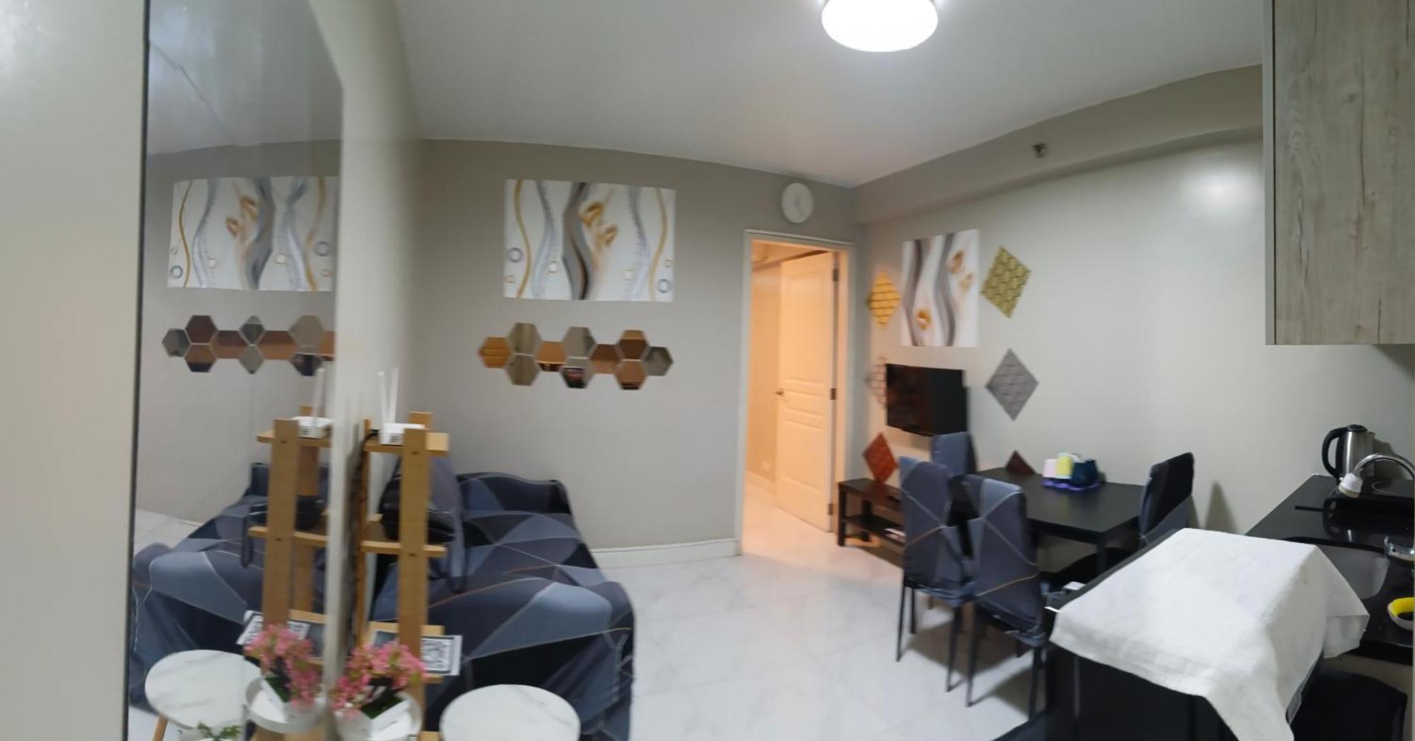 Monarch Parksuites - Balmoral Place Paranaque City Eksteriør billede