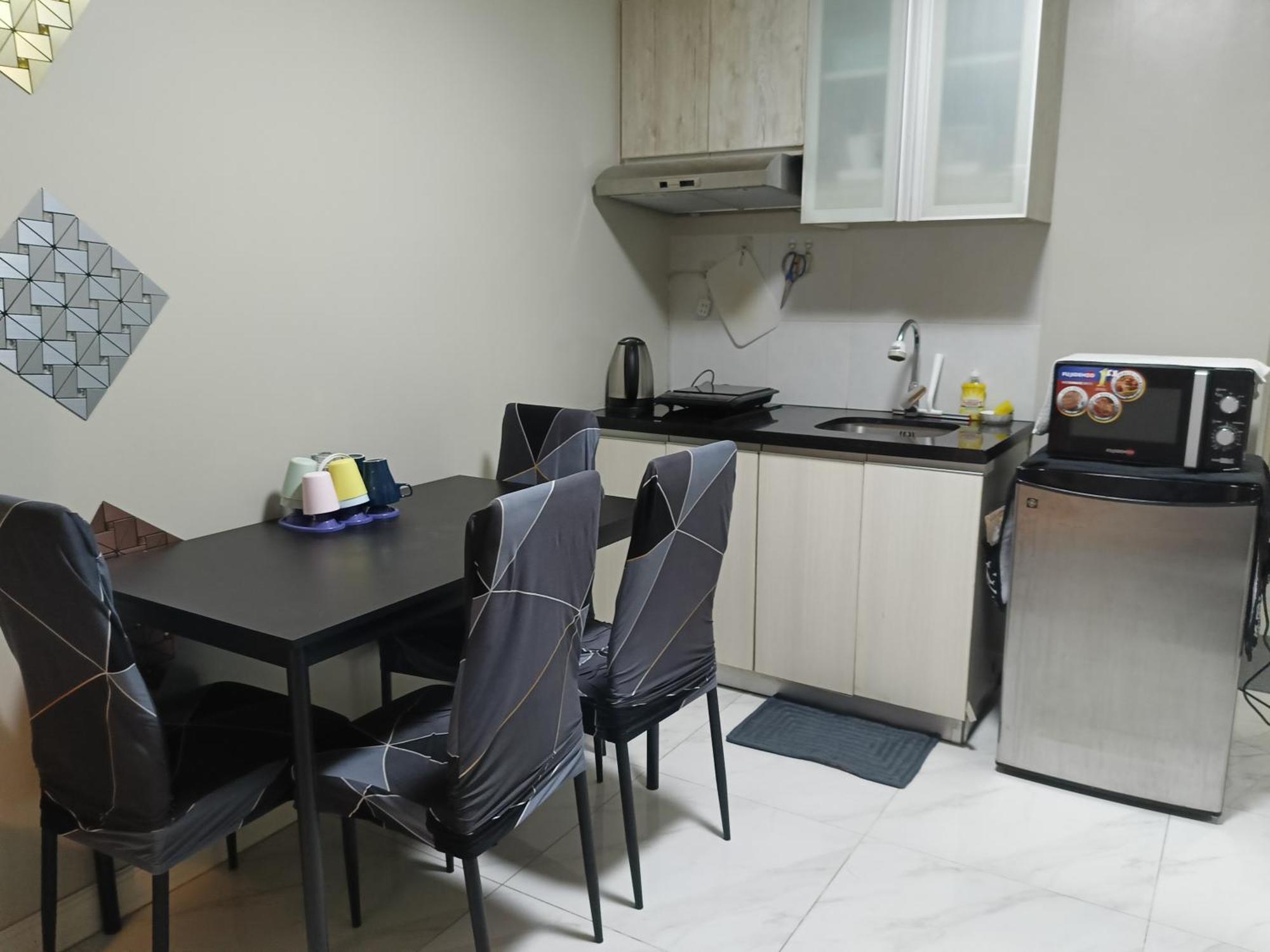 Monarch Parksuites - Balmoral Place Paranaque City Eksteriør billede